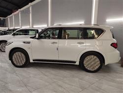 Infiniti QX80